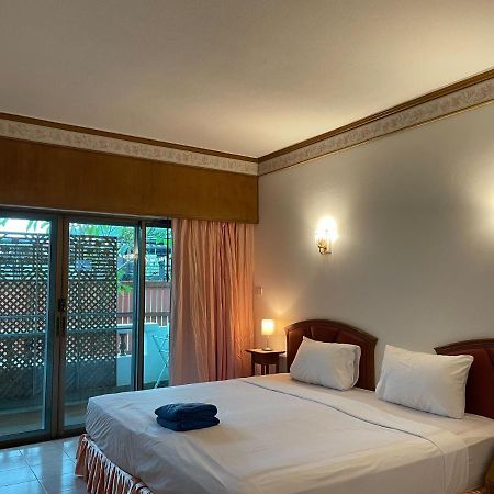 Phuket Golden Sand Inn - Sha Extra Plus Karon Kültér fotó