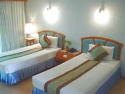 Phuket Golden Sand Inn - Sha Extra Plus Karon Szoba fotó
