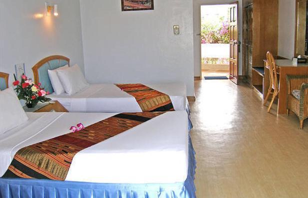 Phuket Golden Sand Inn - Sha Extra Plus Karon Szoba fotó