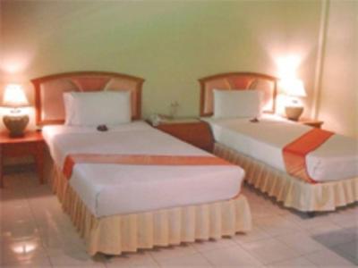 Phuket Golden Sand Inn - Sha Extra Plus Karon Kültér fotó