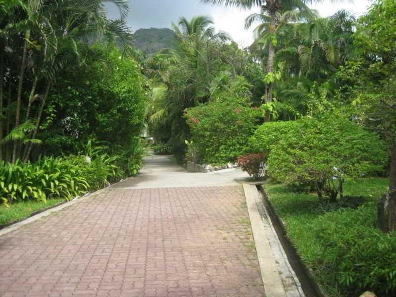 Phuket Golden Sand Inn - Sha Extra Plus Karon Kültér fotó