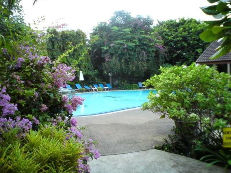 Phuket Golden Sand Inn - Sha Extra Plus Karon Kültér fotó