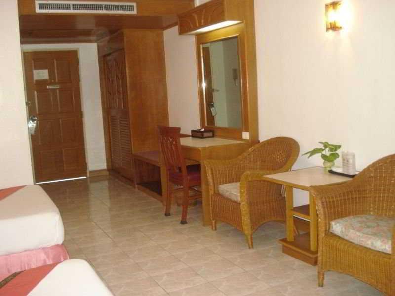 Phuket Golden Sand Inn - Sha Extra Plus Karon Kültér fotó